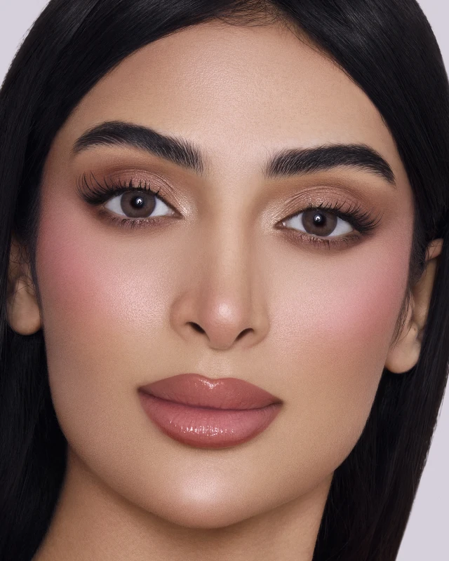 أنستازيا عدسه ملونه امريكا سينمون