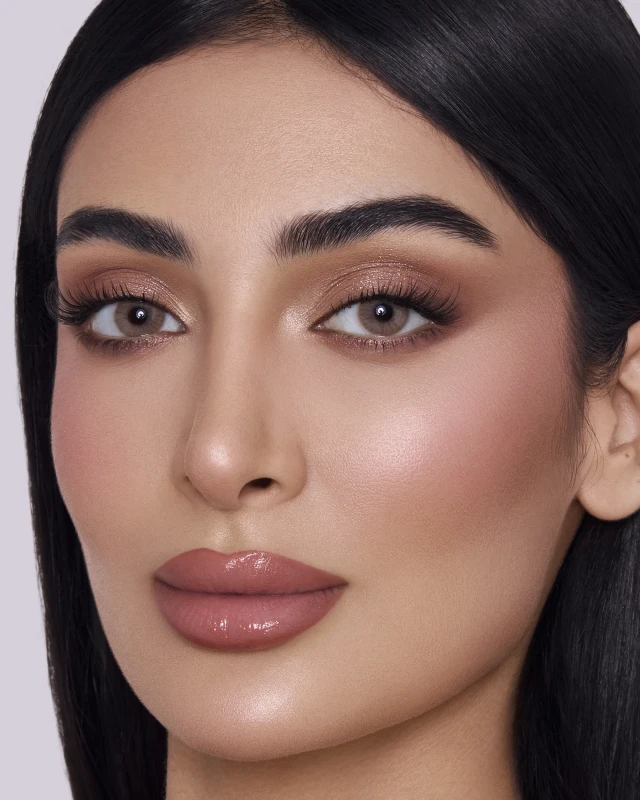 أنستازيا عدسه ملونه ايديكت اورو