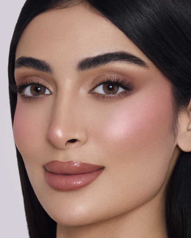 أنستازيا عدسه ملونه امريكا لون فانيليا